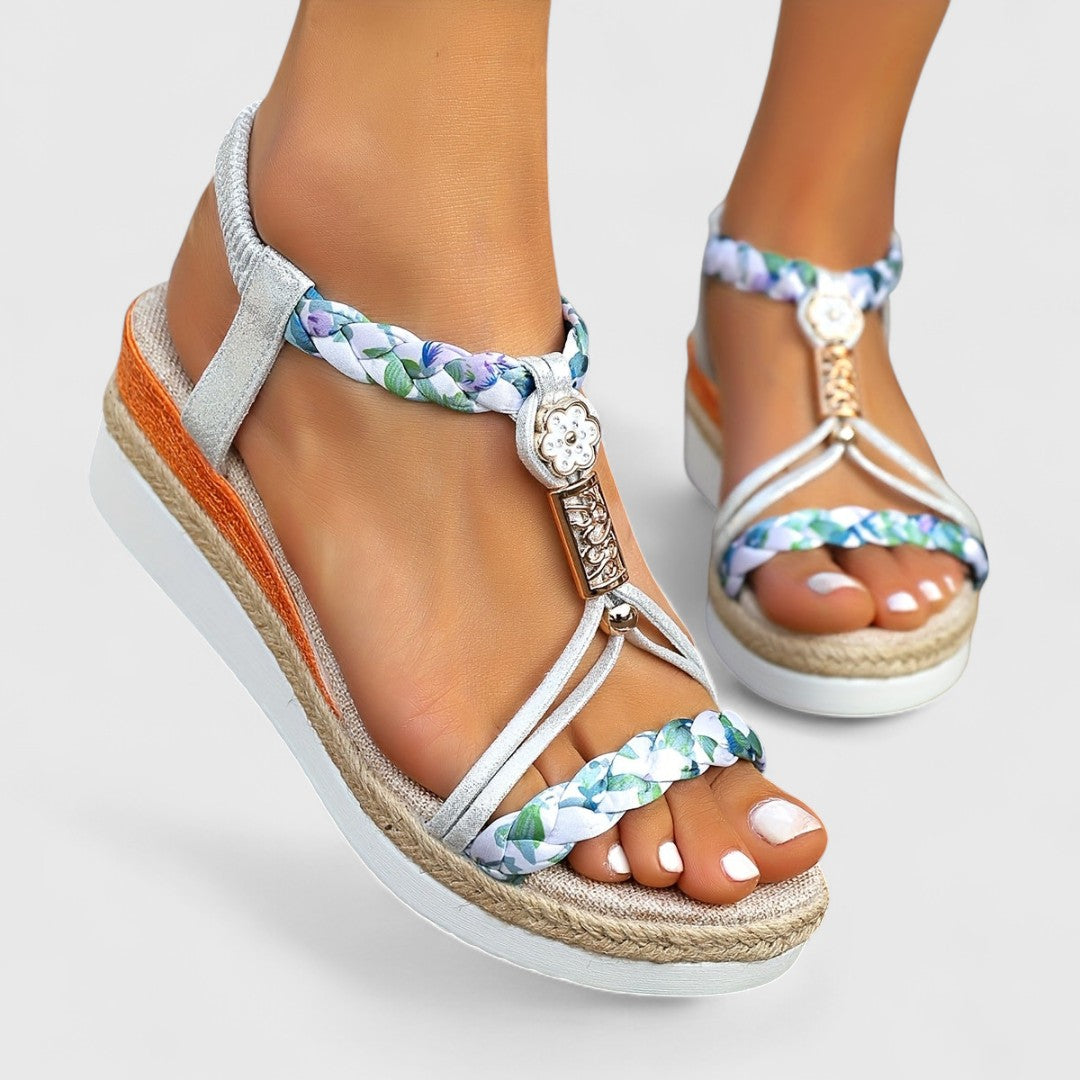 Lenka - Kényelmes magassarkú szandál