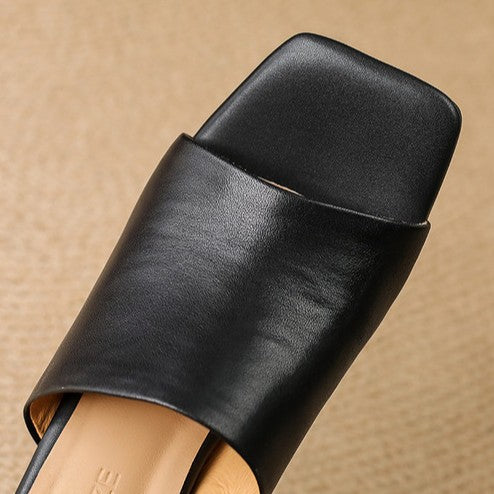 Molli - Curve Bőr Mules Sarok
