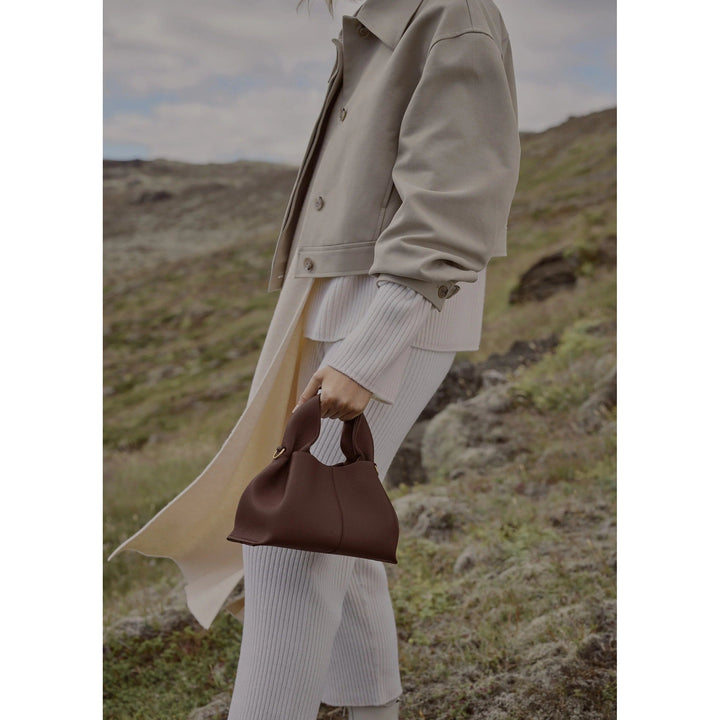 Ilona – Minimalista Elegáns Kézitáska
