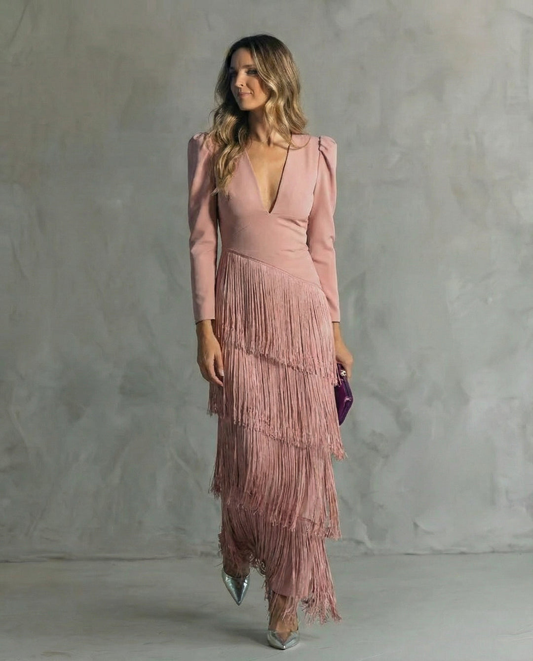 Alessia - Elegáns midi ruha frufru ujjal